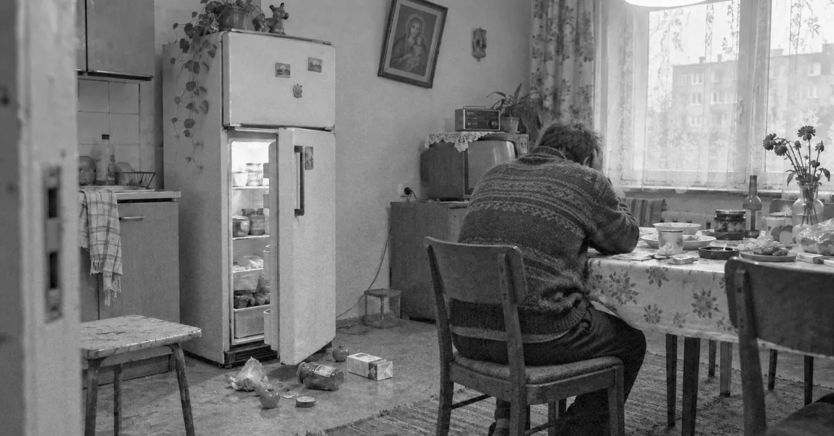 W mieszkaniu państwa Kudrysów żywność miała sama wydostawać się z lodówki