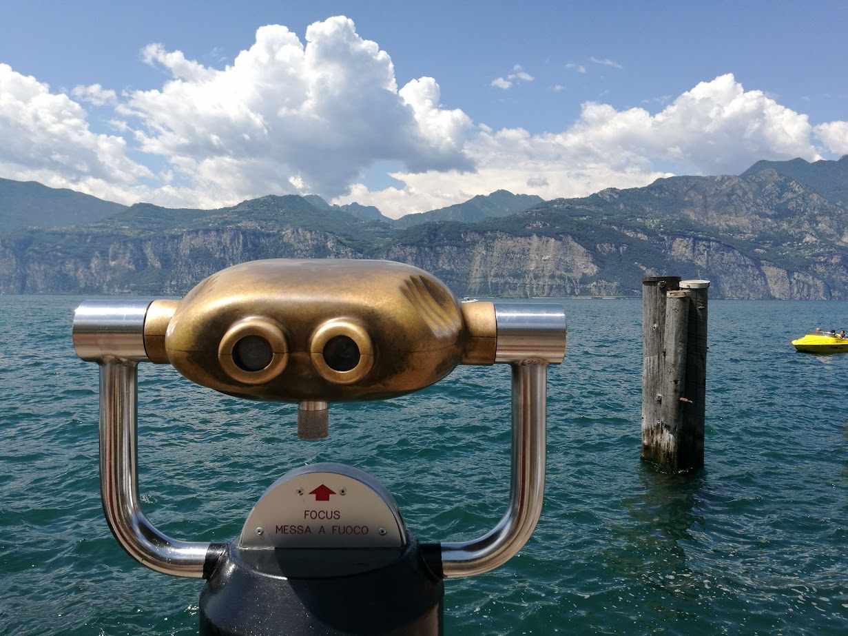 Malcesine - Widok na przeciwny brzeg Jeziora Garda