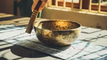 Czy dźwięk może usdrawiać?