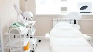 Stoliki zabiegowe - Właściwości i funkcje