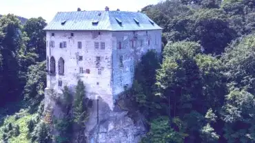 Zamek Houska - Czechy