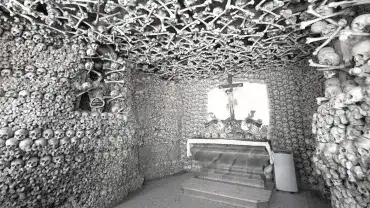 Kaplica Czaszek w Czermnej