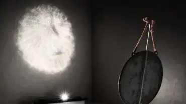 Tajemnica czarnych luster z Chin