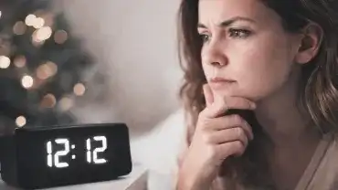 Co może oznaczać częste widzenie godziny 12:12 na zegarze?