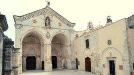 Sanktuarium św. Michała Archanioła w Monte Sant’Angelo