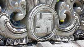 Swastyka jako symbol religijny - Świątynia Bali